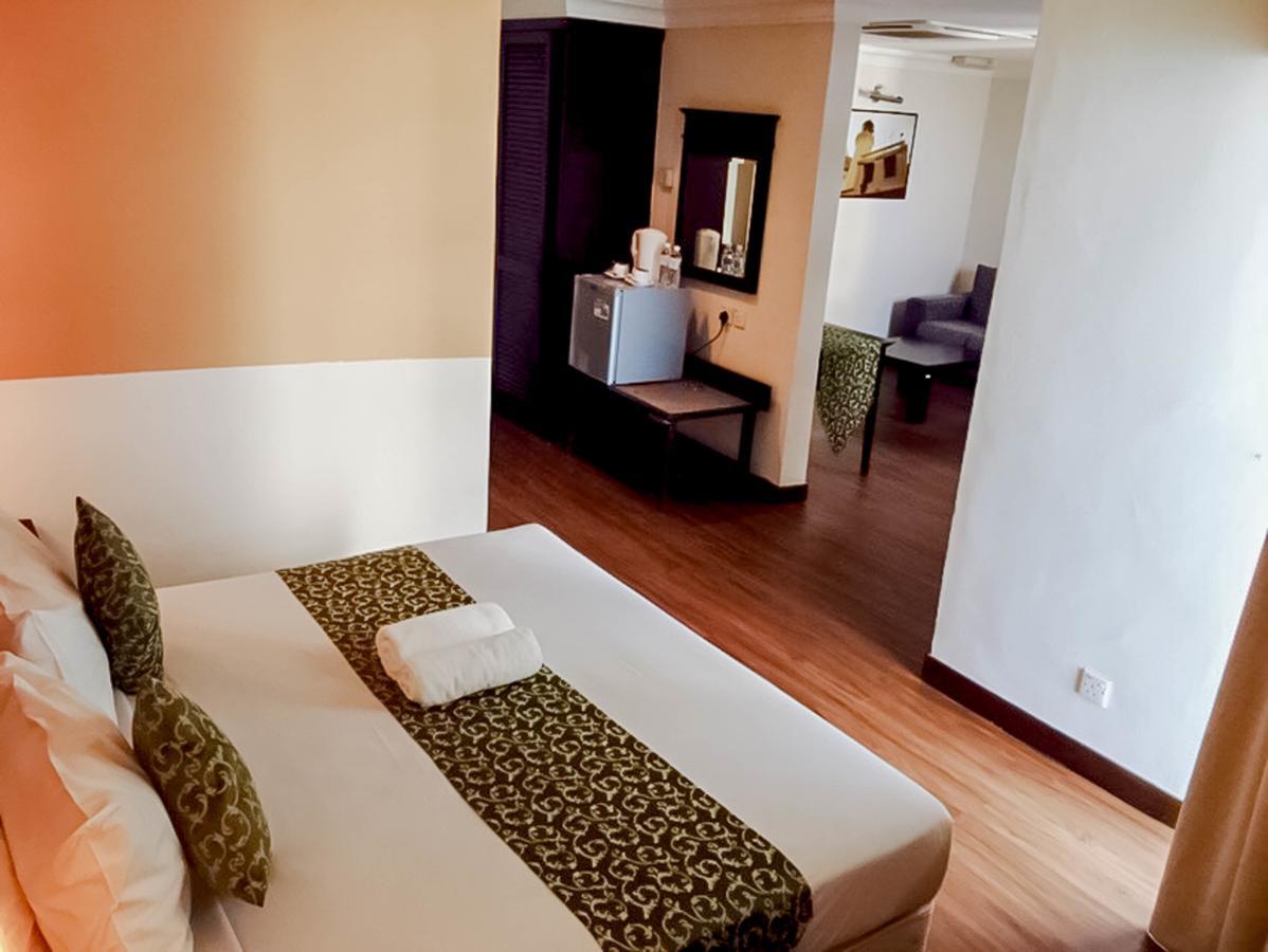 Hotel Legacy Port Dickson Eksteriør billede