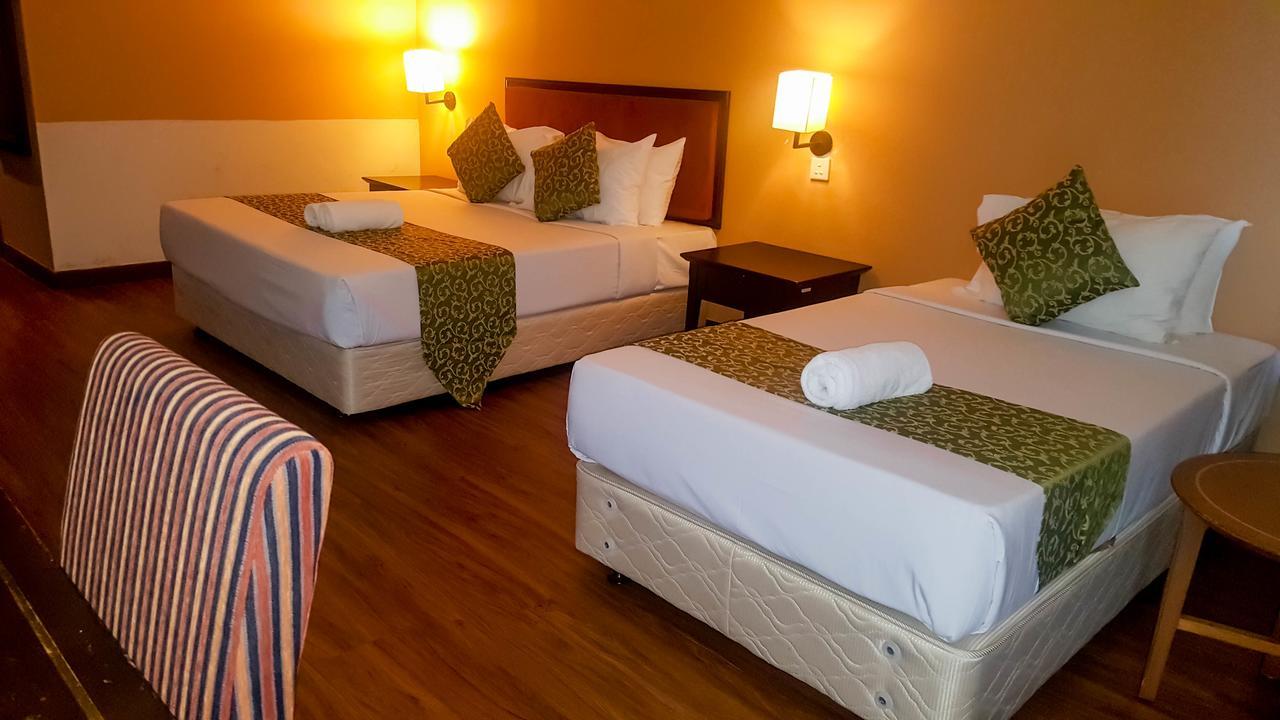 Hotel Legacy Port Dickson Eksteriør billede